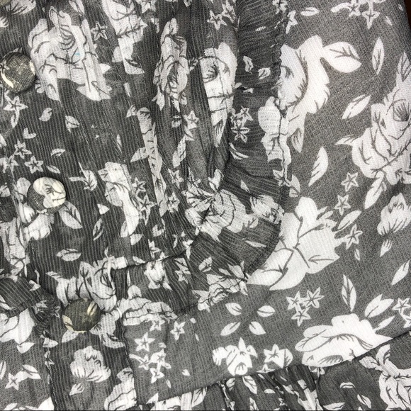 Wet Seal Grey Floral Tube Top (XS) - Picture 3 of 3